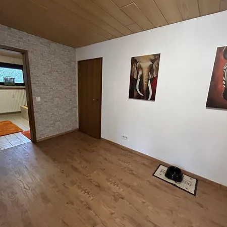 Ferien- Und Monteurwohnung Zum Waldblick Exterior photo