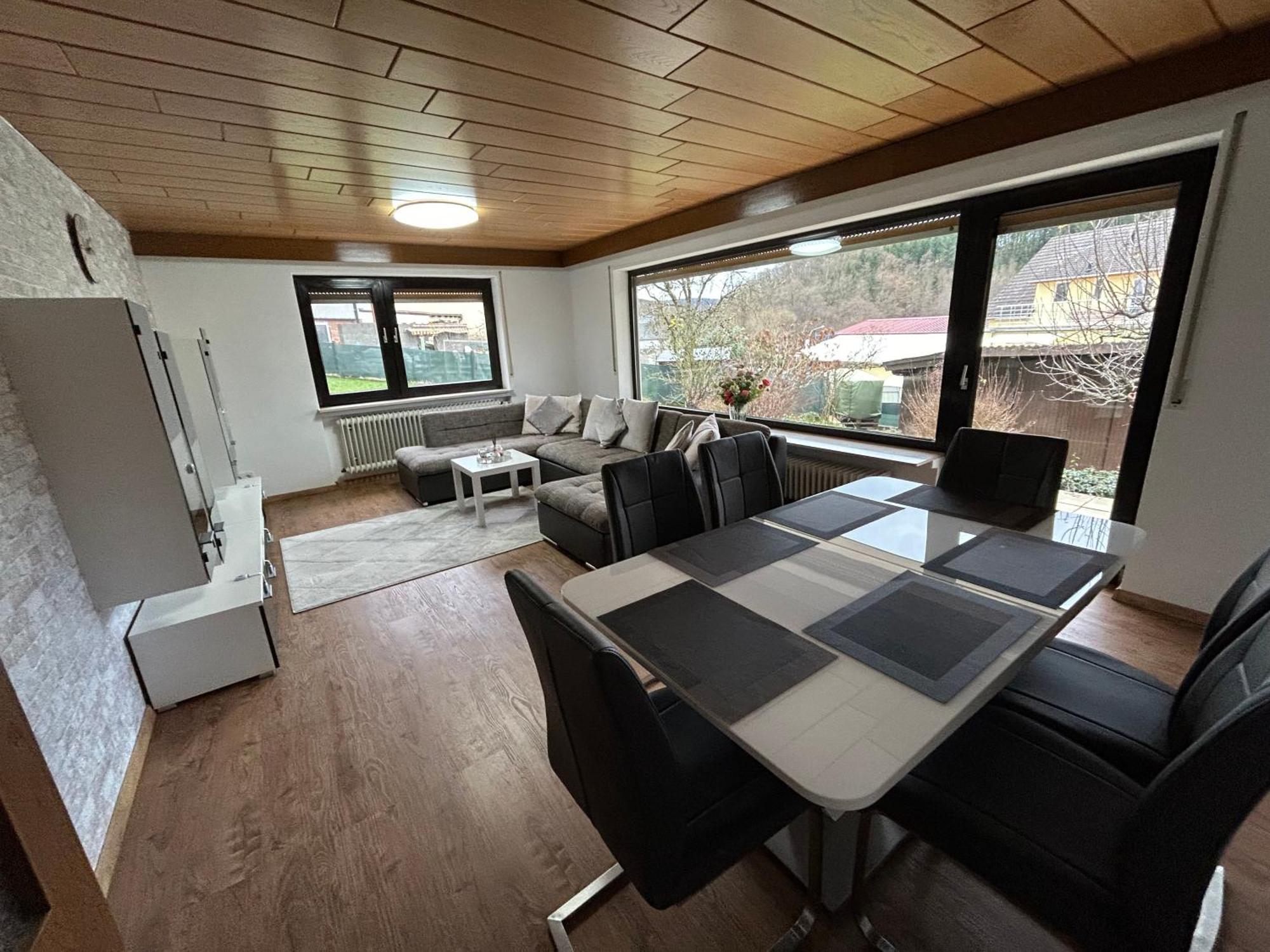 Ferien- Und Monteurwohnung Zum Waldblick *